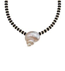Solo Shell Necklace