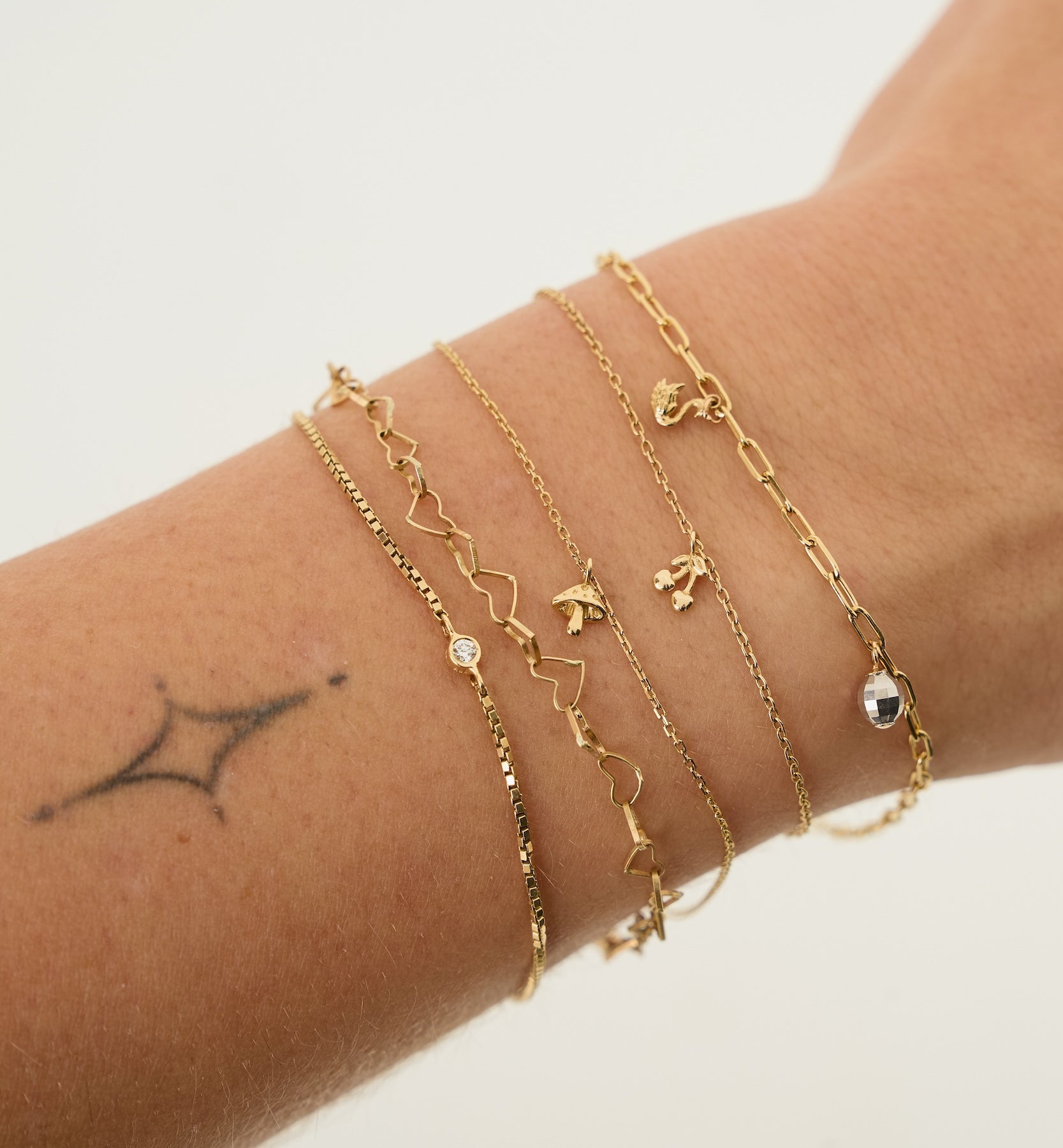 hand accessories for women