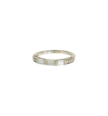 Vintage Diamond Everfrost Ring 18K